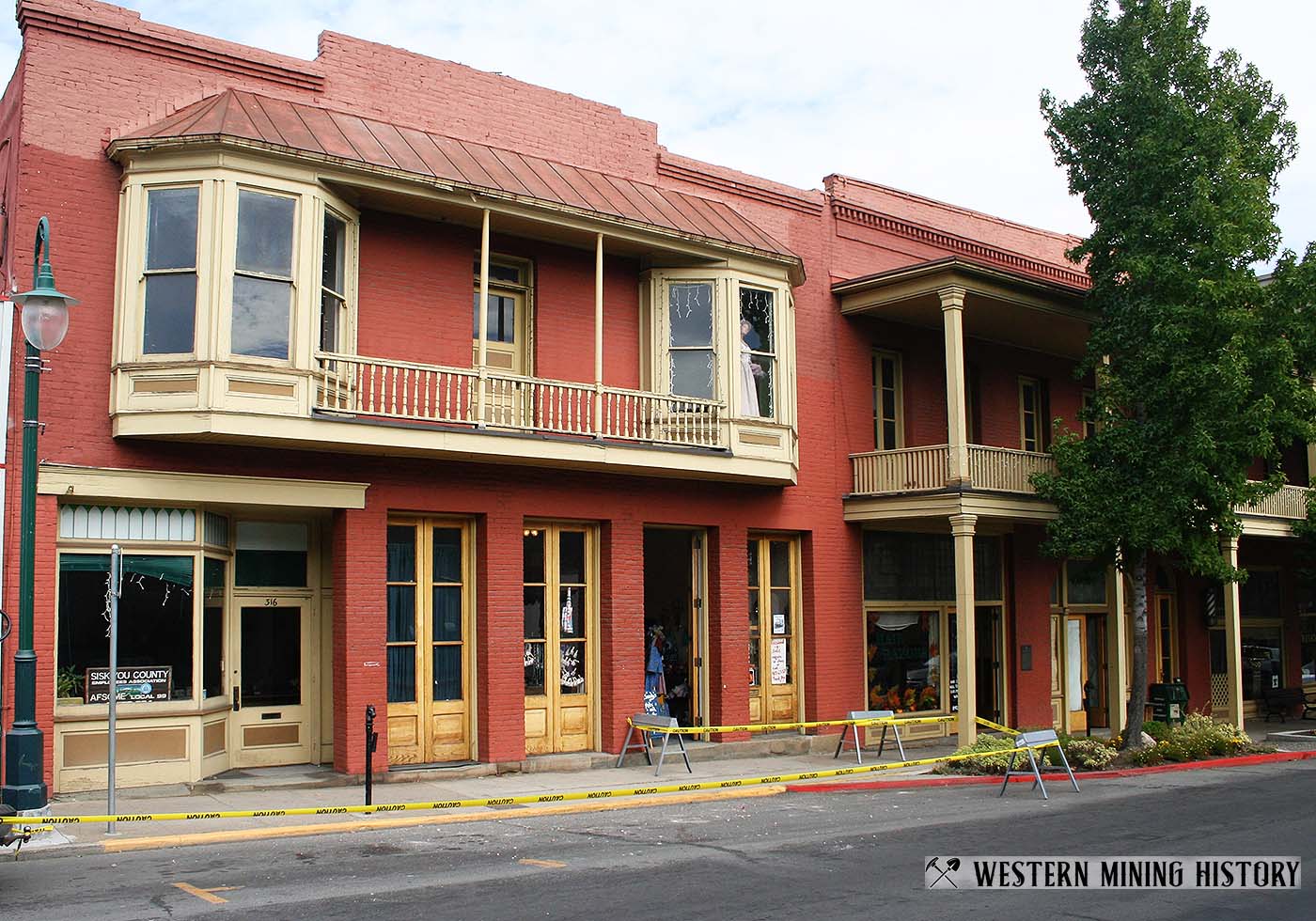 Franco American Hotel Building - Yreka