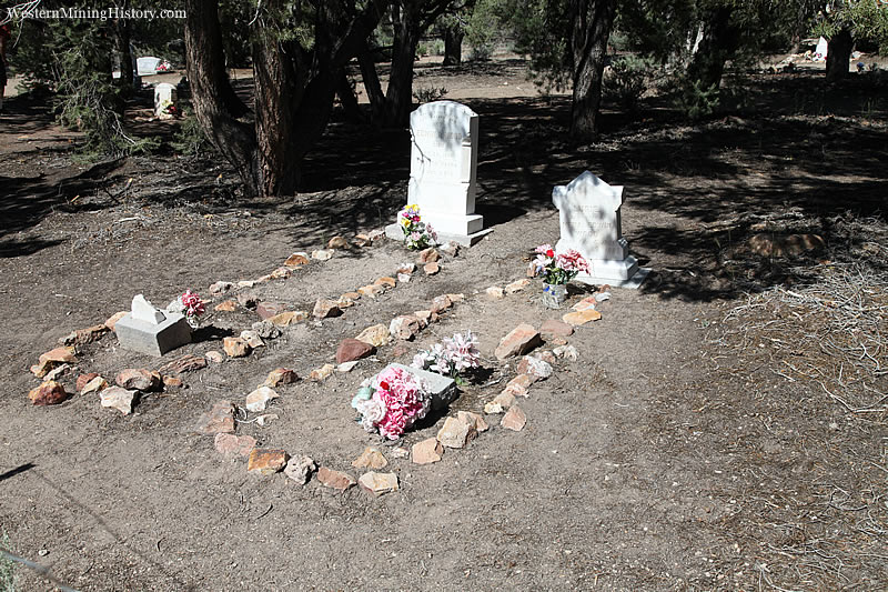 Aurora Cemetery