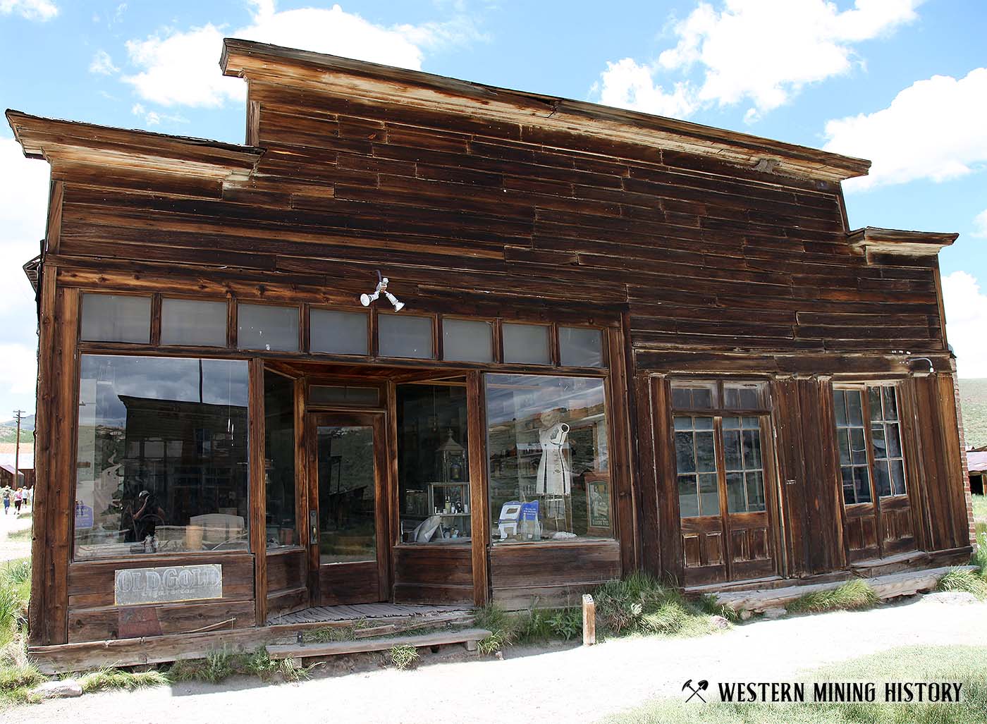 Boone store Bodie