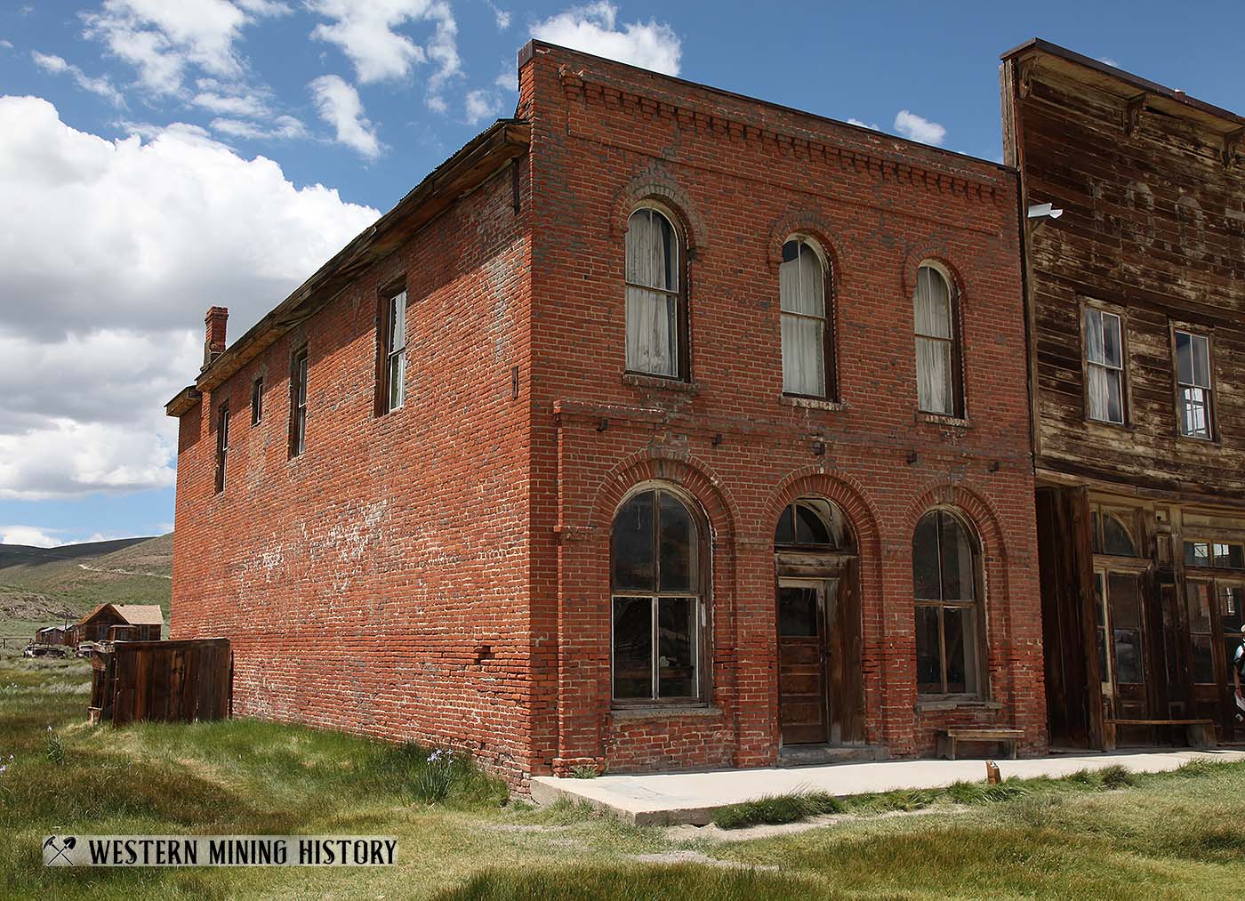 Dechambeau Hotel - Bodie California